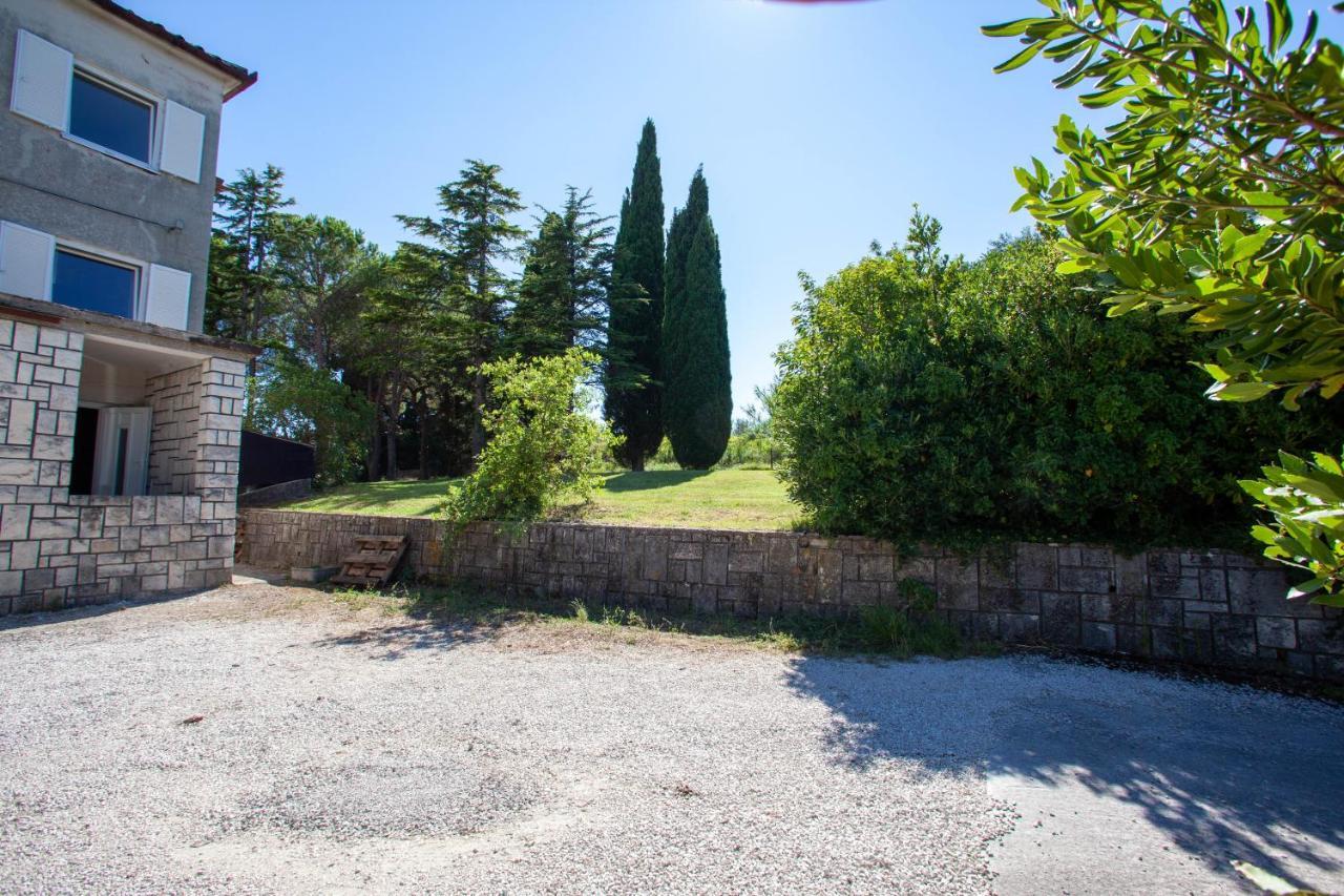 Hostel Trobenta In Oblak Portoroz Exterior photo